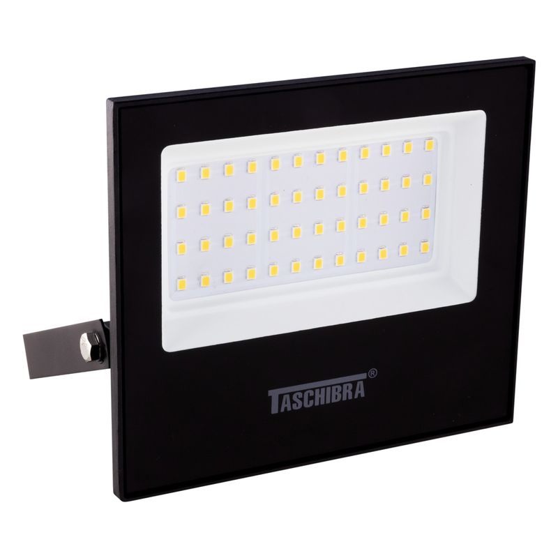 Refletor-de-Led-Preto-Taschibra-50W-3000K-AutovoltAngularEsquerda2