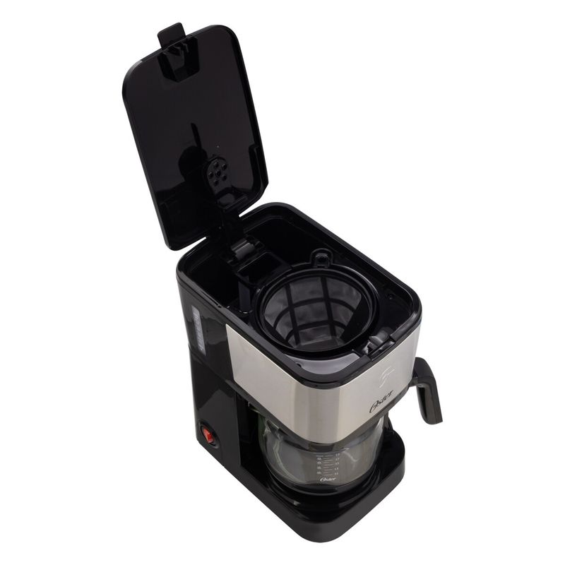 Cafeteira-Eletrica-Compacta-Quadrada-Oster-19-Cafezinhos-600W-220VFrontalTopo3