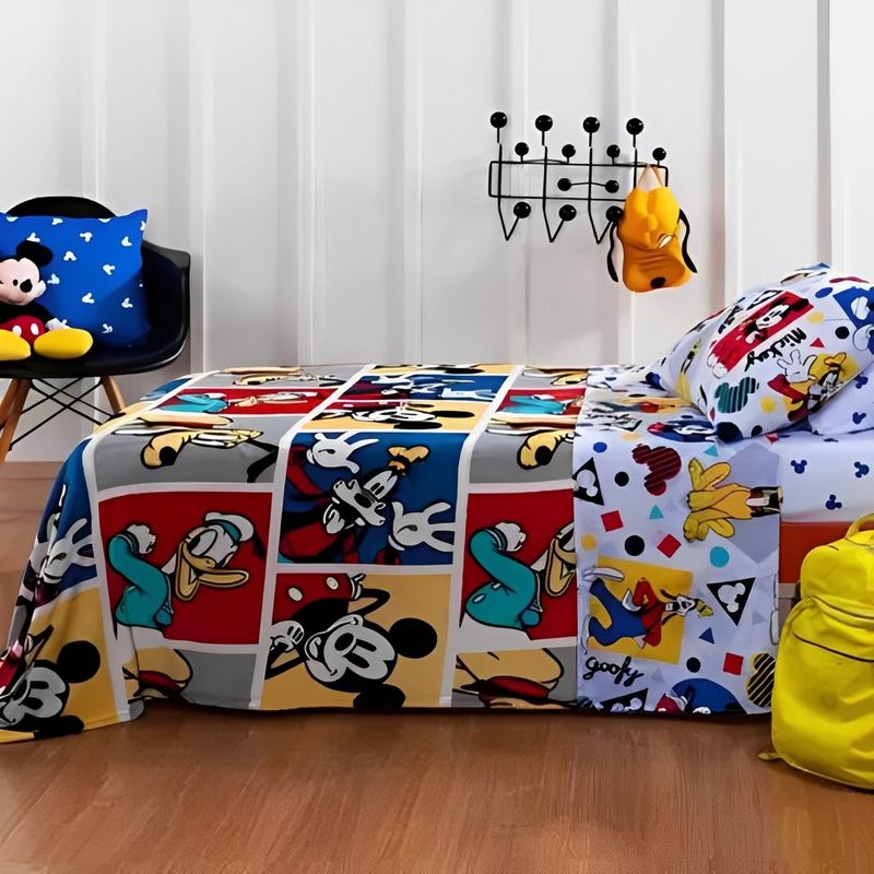 Manta-Infantil-Flannel-Mickey-Friends-Andreza-150cm-x-220cm-146303