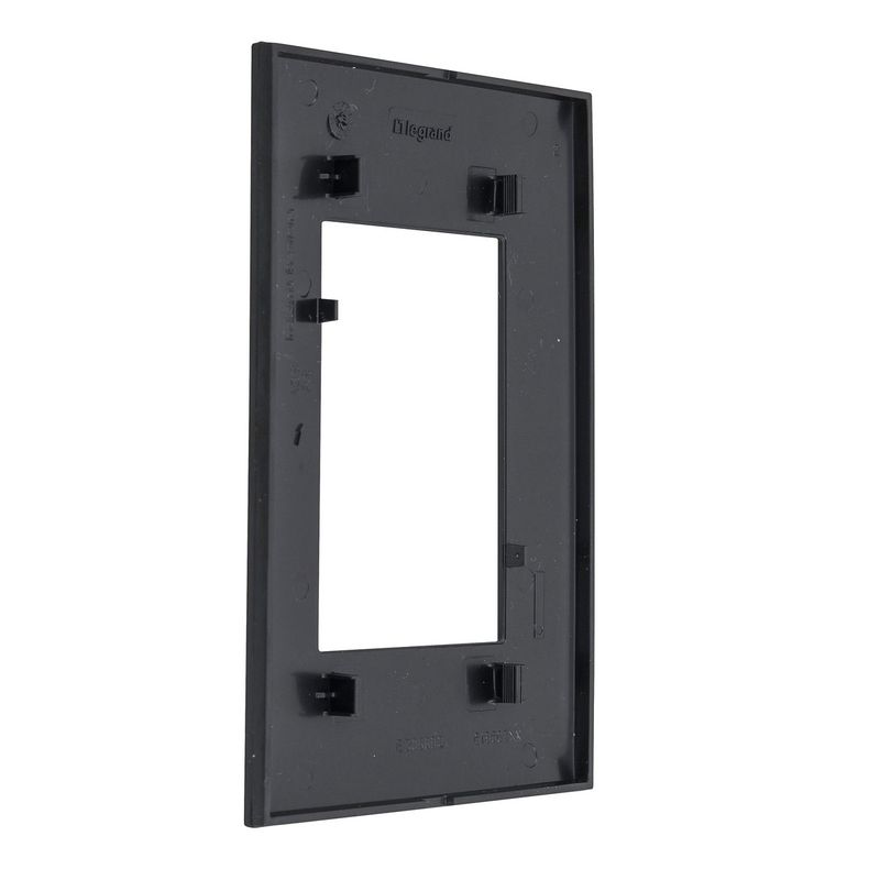 Placa-Preta-com-3-Postos-Pial-Plus---Legrand-4x2-151477