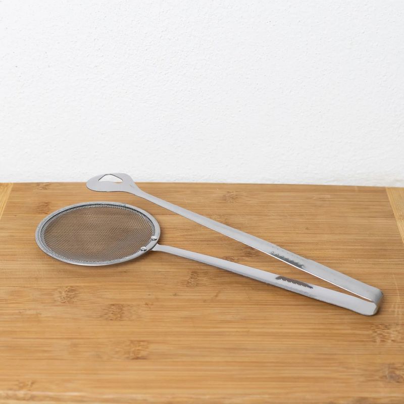 Escumadeira-com-Pegador-para-Fritura-de-Inox-Lyor-28cm-157404