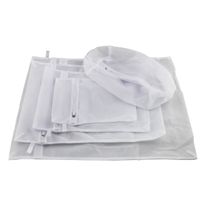 Conjunto de sacos Protetores para roupas Newpro com 6 unidades