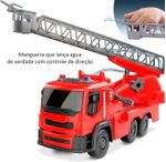 Caminhao-de-Bombeiro-Brutale-com-Lanca-Agua-Roma-160632