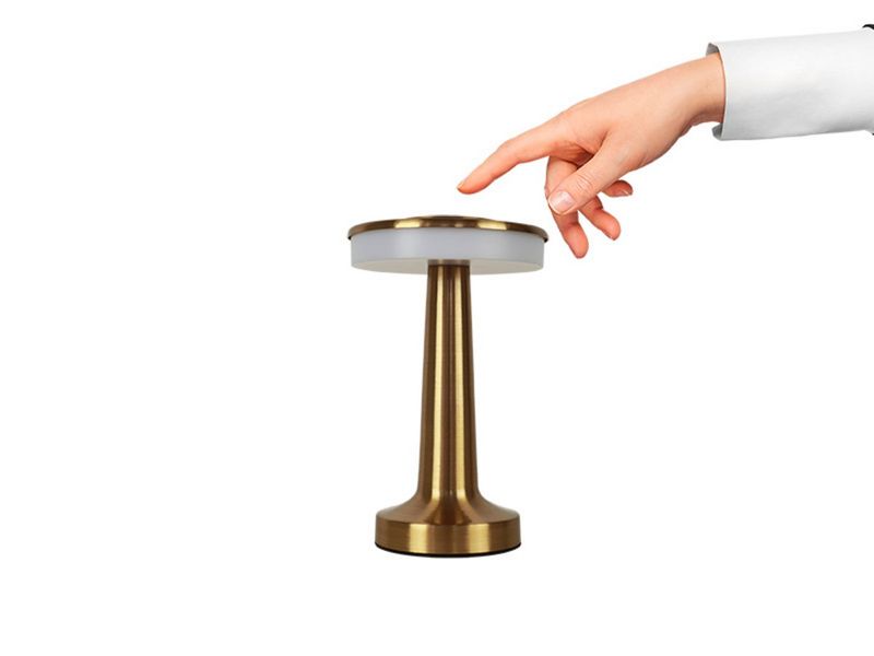 LuminariadeMesaLedPharosRecarregavelTaschibraOuro-148914